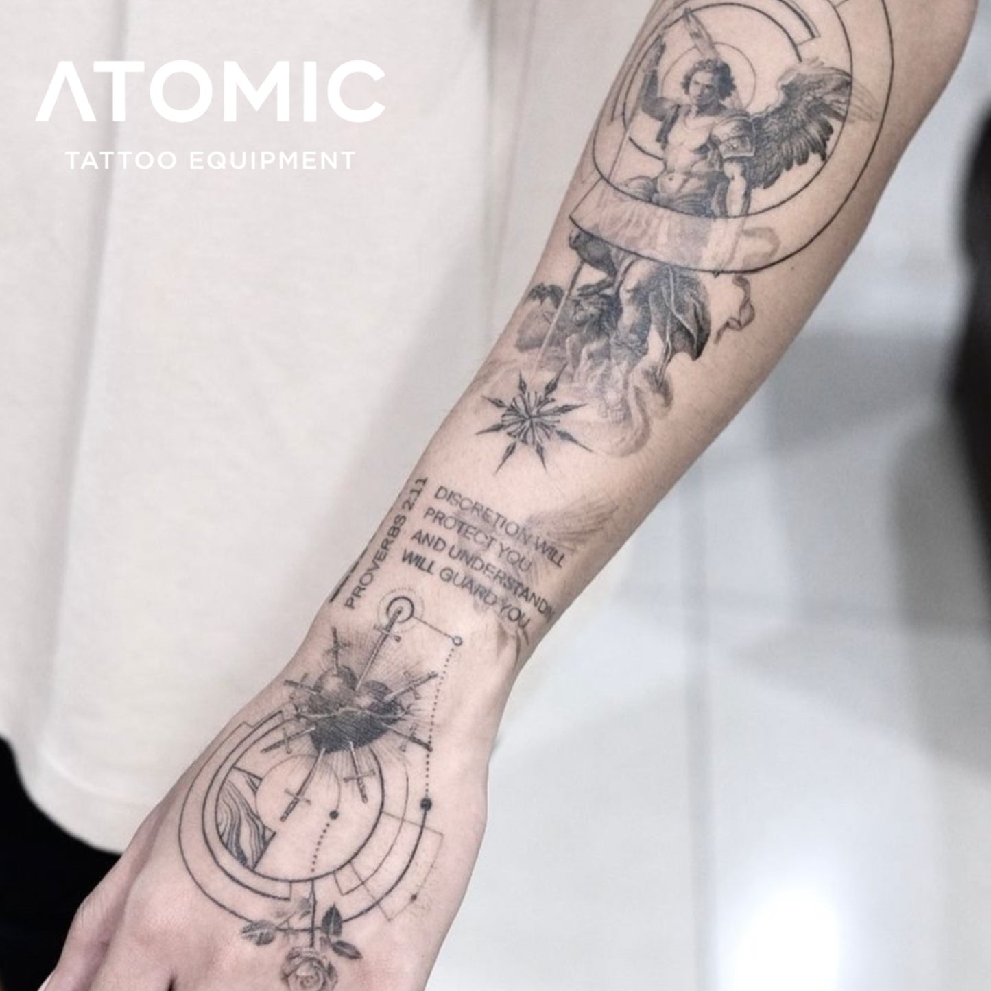 ATOMIC-ラウンドライナー 0.25mm #C08(RL)